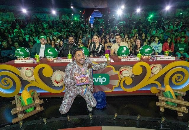 Tirullipa, Nayara Yumi e Ghabriel,  Édson Lima,  Adma Andrade e Délio Macnamara no Circo do Tiru